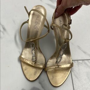 Aldo Gold Strappy Heels for Formal Occasions